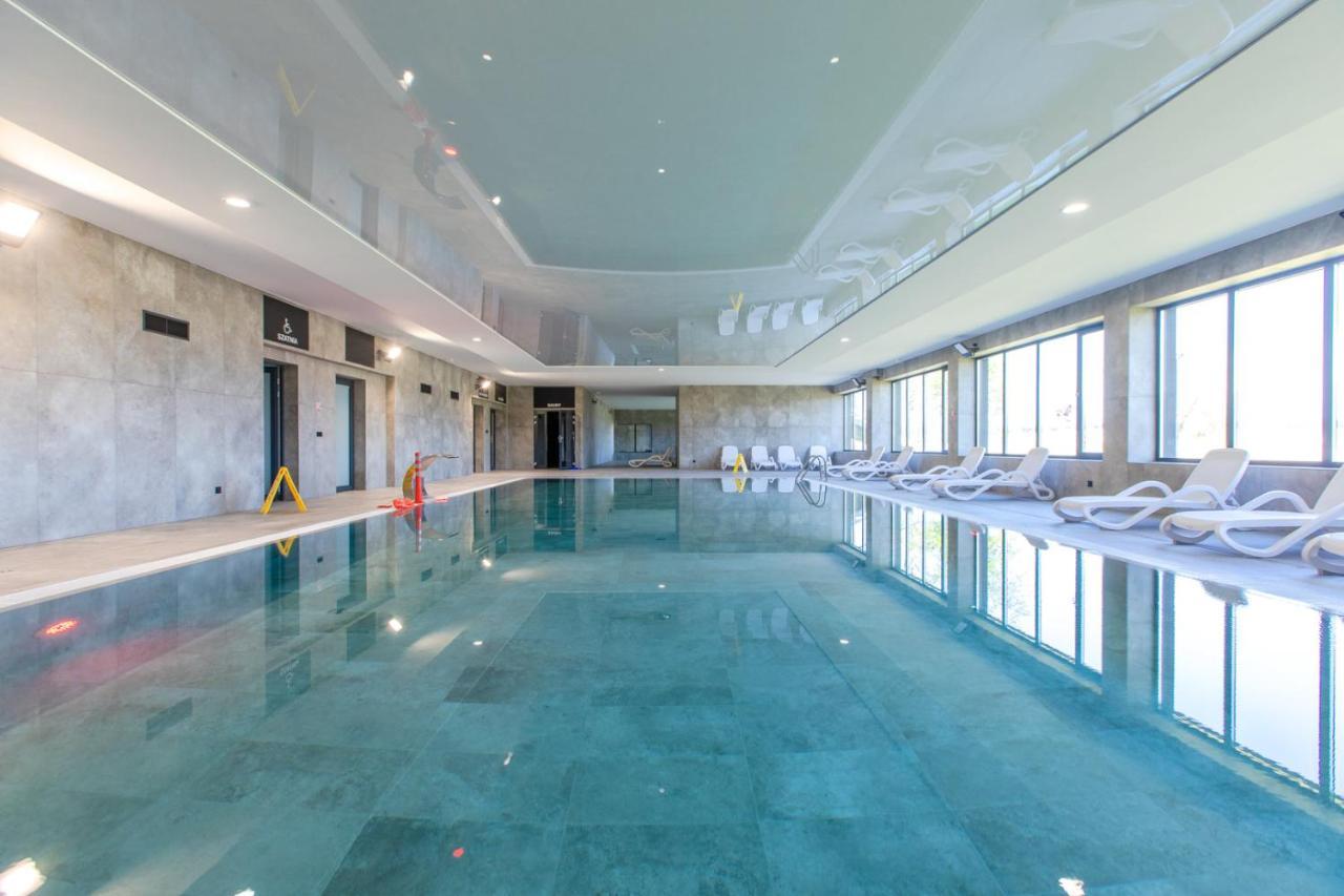 Water Wings By Major Domus Club Apartment